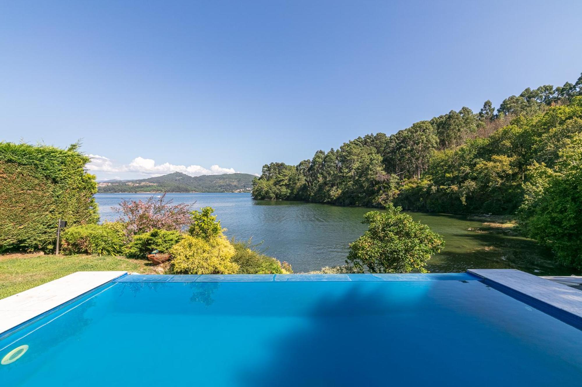 Espectacular Casa Vilaboa ポンテベドラ エクステリア 写真